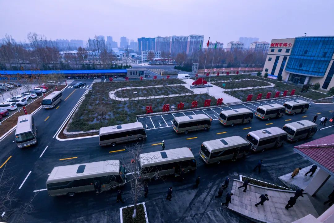 2022年度全市推動高質(zhì)量發(fā)展現(xiàn)場交流會觀摩團走進(jìn)山東新大陸制藥有限公司